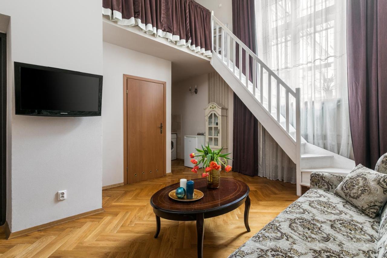 The Spiski Palace Apartments Краков Экстерьер фото